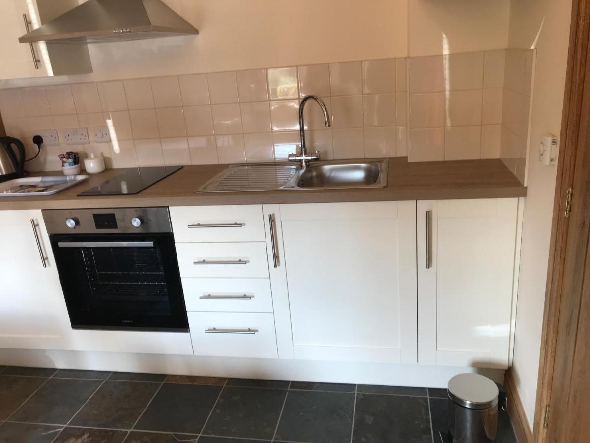 Nuneaton - Cottage - Sleeps 2 - Parking - Garden Luaran gambar
