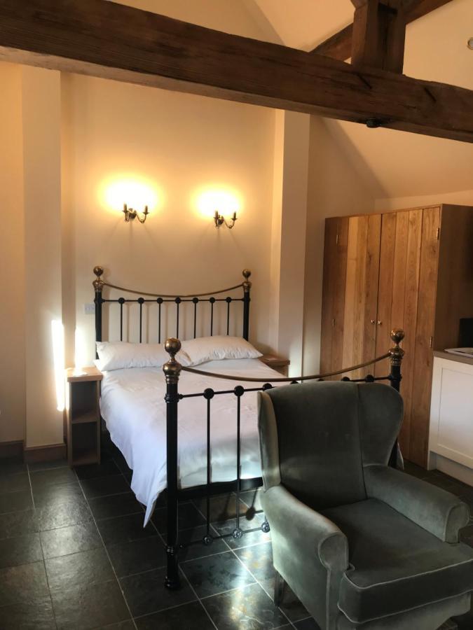 Nuneaton - Cottage - Sleeps 2 - Parking - Garden Luaran gambar