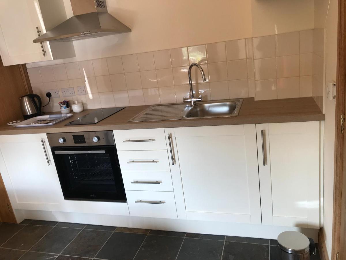 Nuneaton - Cottage - Sleeps 2 - Parking - Garden Luaran gambar